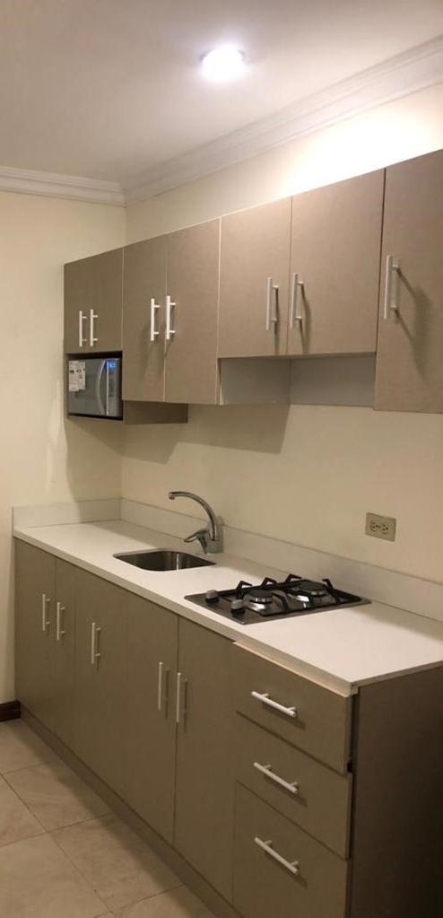Doral Suite ¡Cerca Del Aeropuerto! Guayaquil Kültér fotó